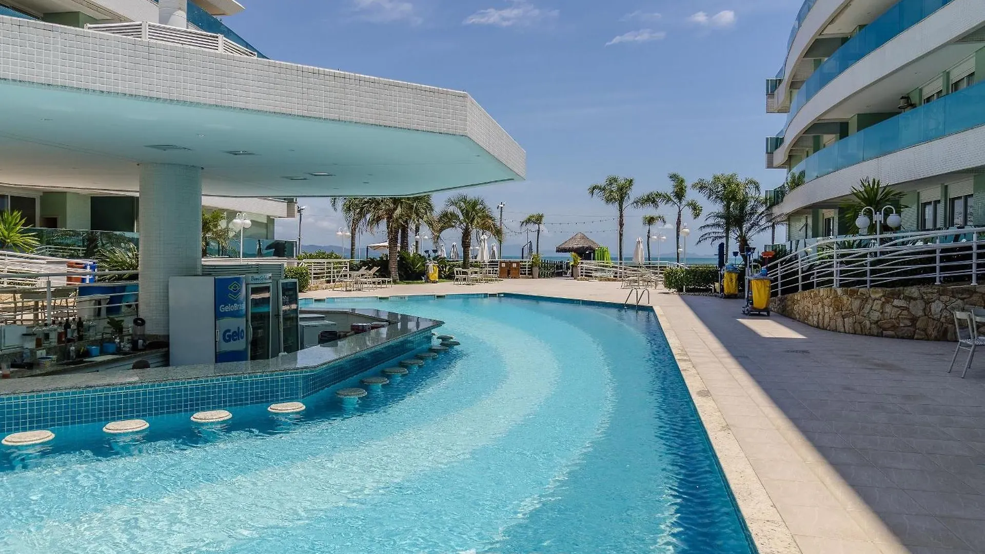 Apto Em Cond. C/ Acesso A Praia E Piscina Ave0232 Florianopolis 0*,