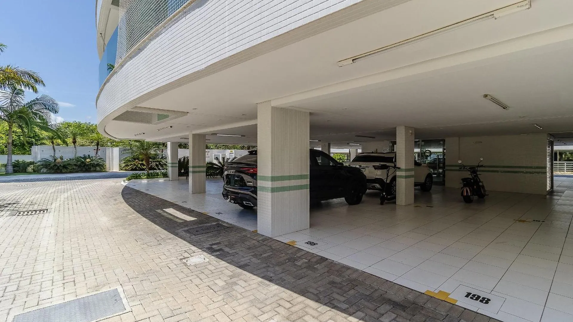 Apto Em Cond. C/ Acesso A Praia E Piscina Ave0232 Florianopolis Apartment
