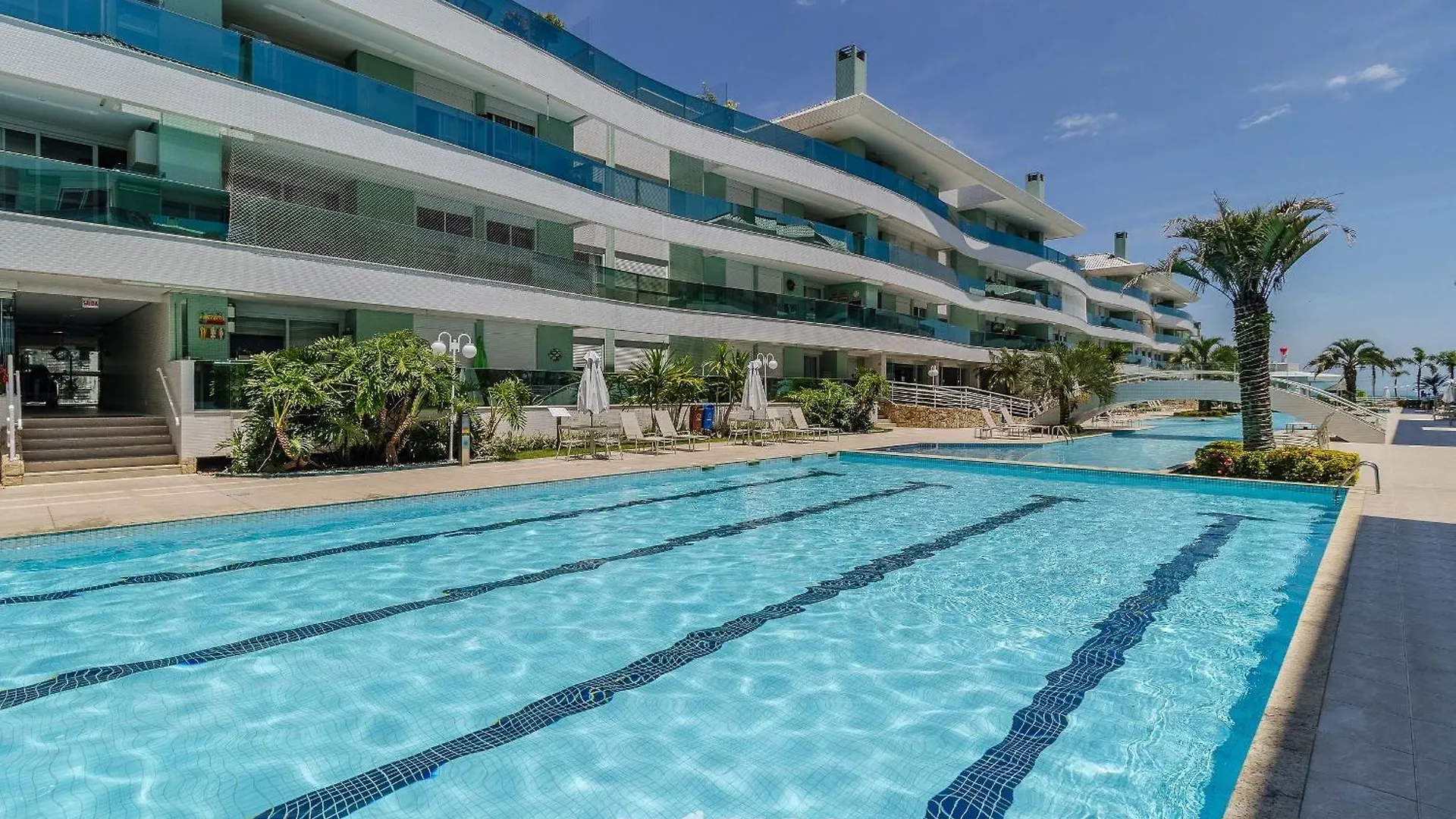 Apartment Apto Em Cond. C/ Acesso A Praia E Piscina Ave0232 Florianopolis