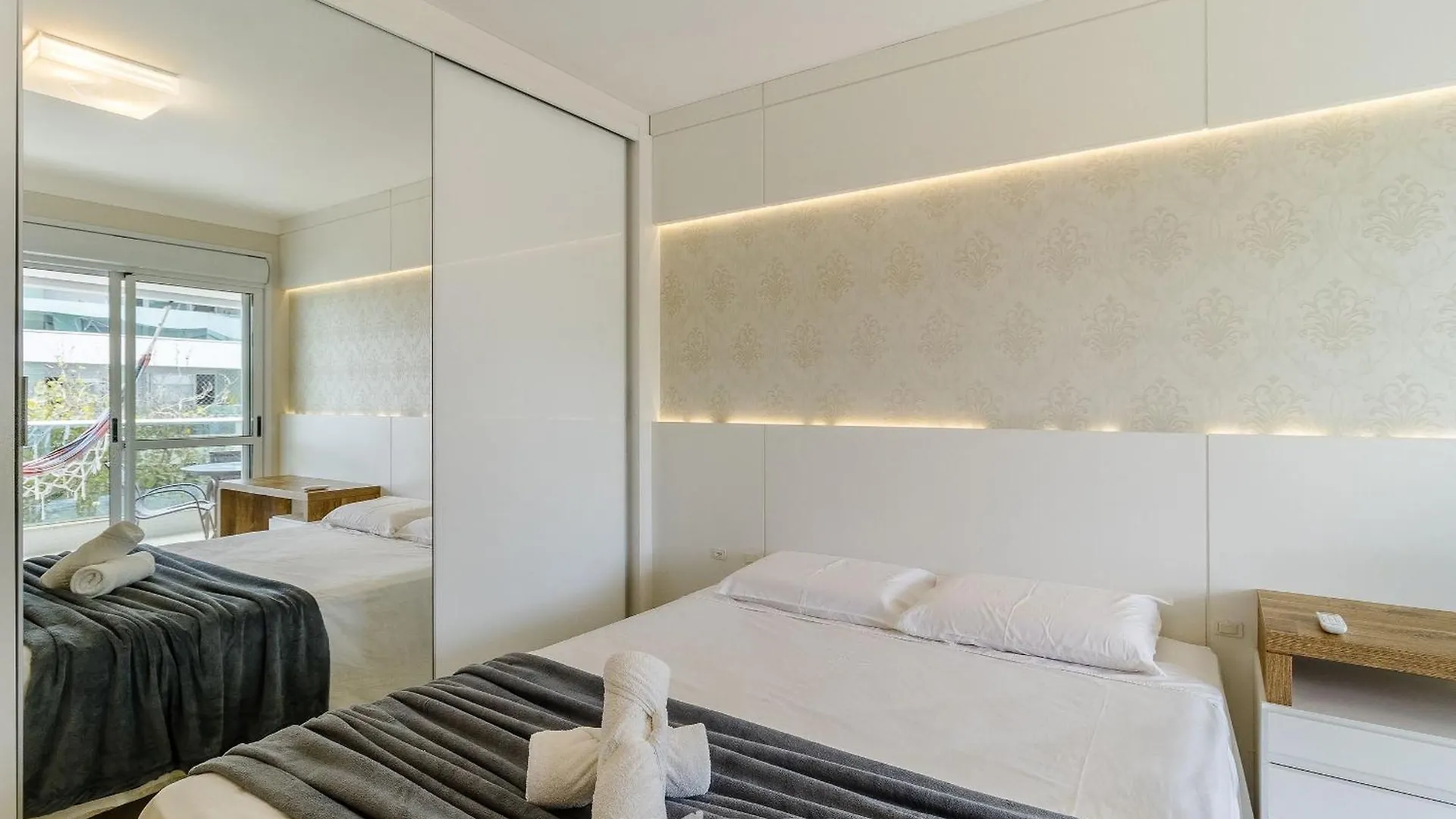 Apartment Apto Em Cond. C/ Acesso A Praia E Piscina Ave0232 Florianopolis